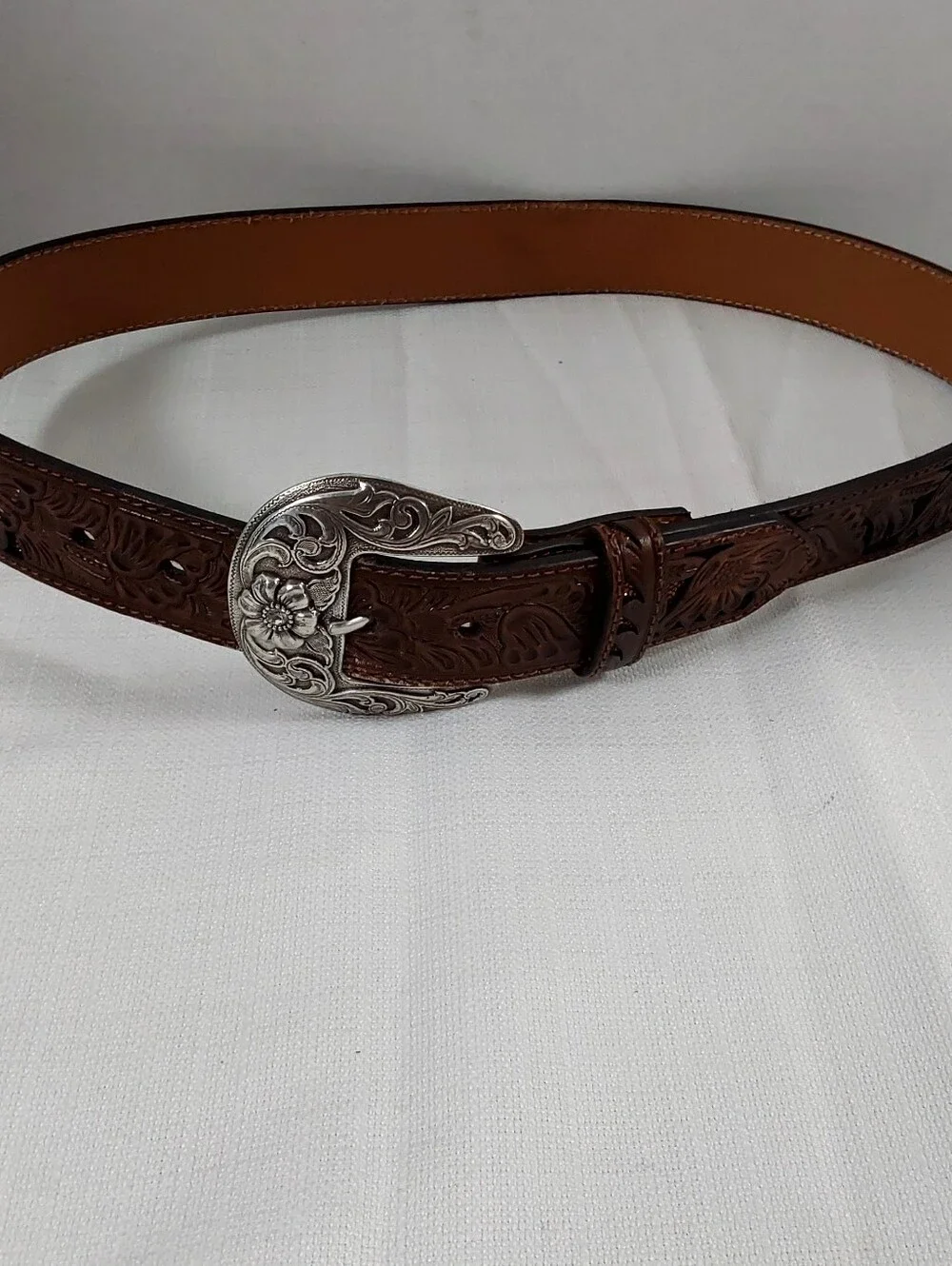 NOCONA- Women’s Tooled Leather Belt